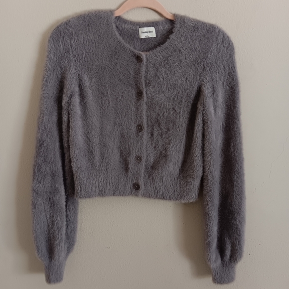 Aritzia Sunday Best Carmen Fuzzy Cardigan - Picture 2 of 9